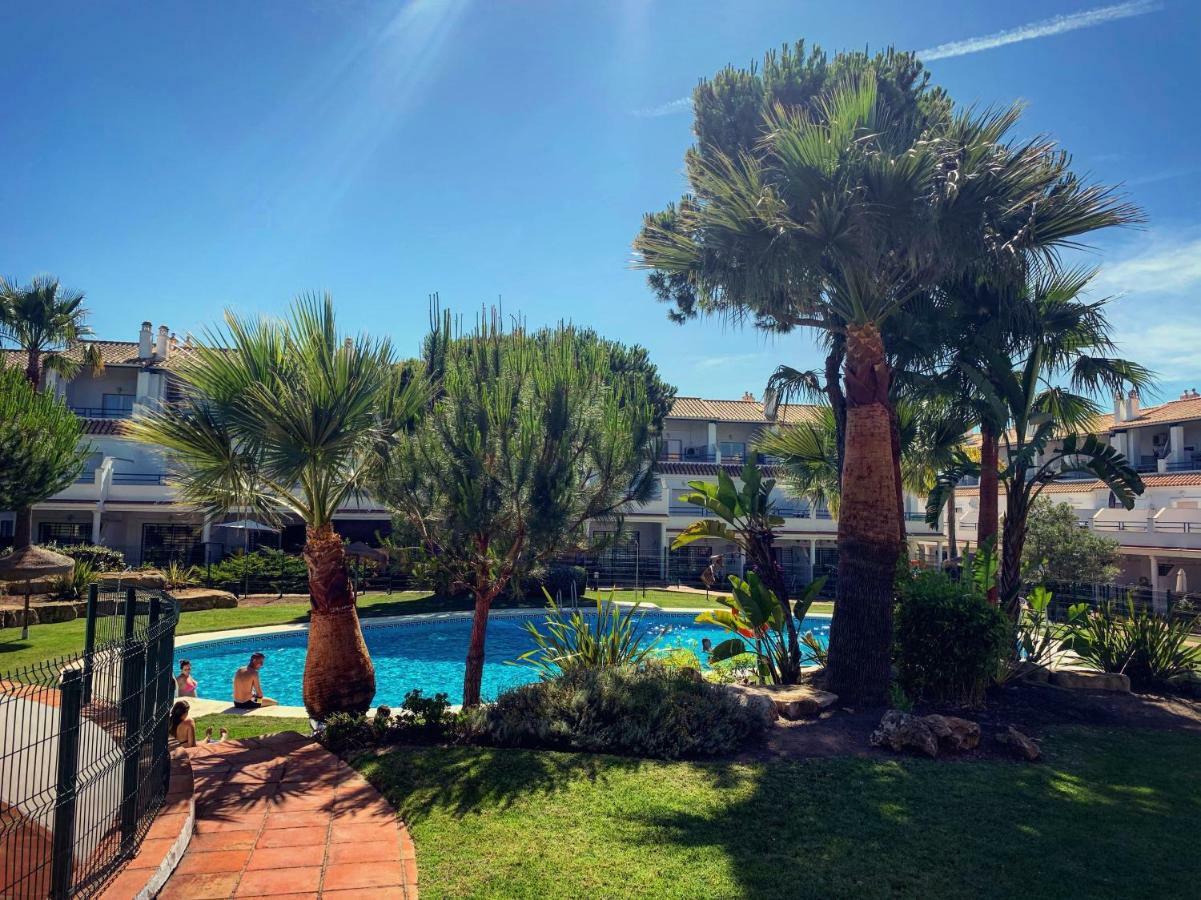 Fantastic 3-Bedroom Holiday Home Including Tennis And Pool Near Golf Course Ел Портил Екстериор снимка